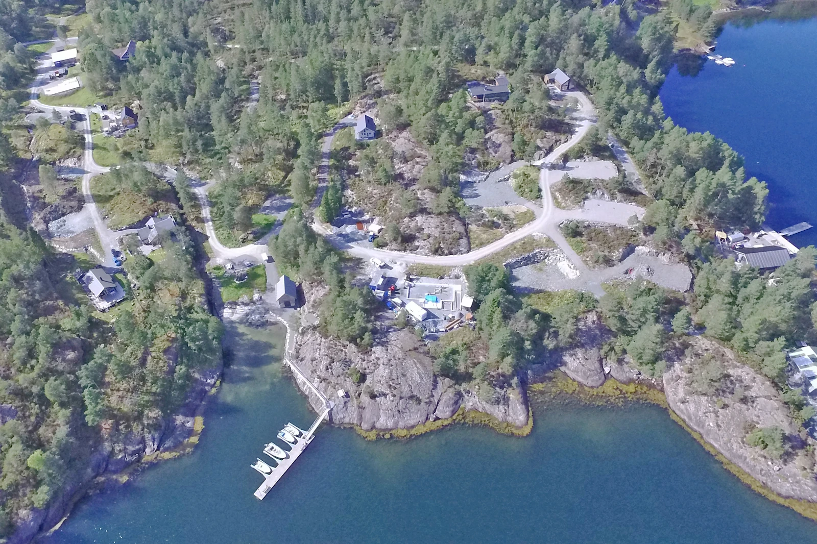 Dronebilde av hyttetomtene i Barlind Hyttegrend